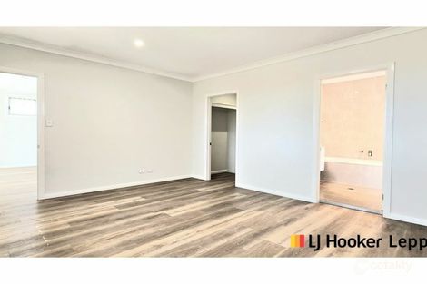 Property photo of 11 Pluto Avenue Leppington NSW 2179
