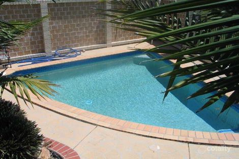 Property photo of 8 Breakwater Road Robina QLD 4226