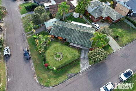 Property photo of 19 Priestley Parade Point Clare NSW 2250
