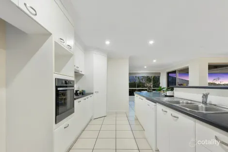 Property photo of 17 Rainbird Circuit Kallangur QLD 4503