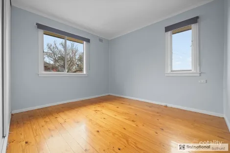 Property photo of 16 White Street West Bathurst NSW 2795