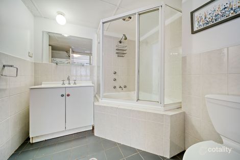 Property photo of 30 Byron Court Phillip ACT 2606