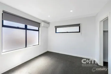 Property photo of 2/17 View Street Glenroy VIC 3046