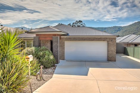 Property photo of 18 Mystery Basin Rise Bright VIC 3741