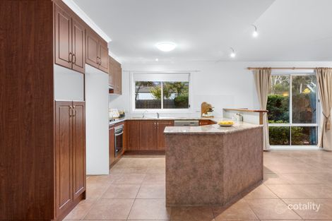 Property photo of 16 Pemberton Place Jerrabomberra NSW 2619
