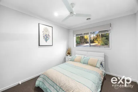 Property photo of 6 Phillip Road Woori Yallock VIC 3139