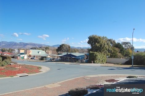 Property photo of 1 Darby Munro Close Gordon ACT 2906