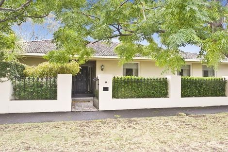 20 St Ninians Rd, Brighton, VIC 3186