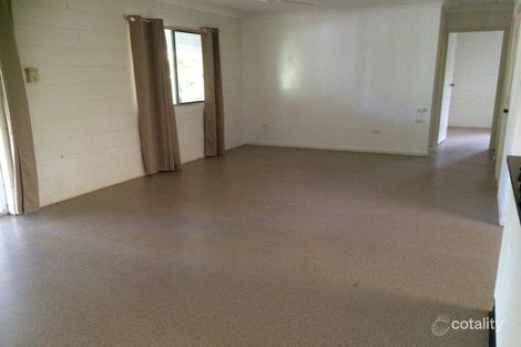 Property photo of 8 Ebony Court Bushland Beach QLD 4818