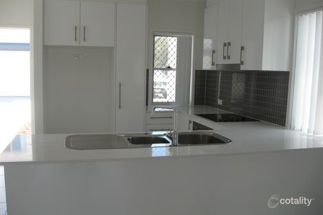 Property photo of 1/180-182 Thorneside Road Thorneside QLD 4158