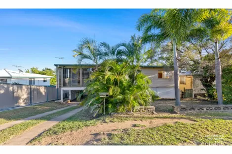 Property photo of 41 Beaney Street Kawana QLD 4701