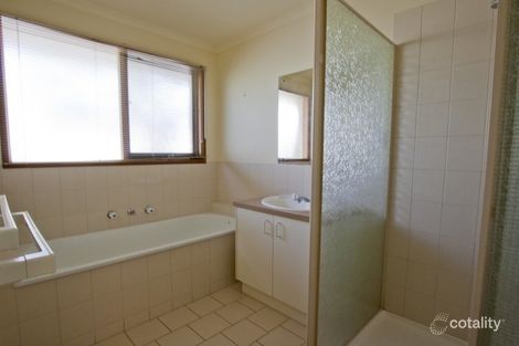 Property photo of 44 Golden Square Crescent Hoppers Crossing VIC 3029
