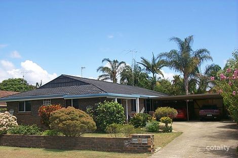 6 Pheasant Ct, Miami, QLD 4220