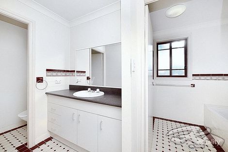 Property photo of 2/8 Carbine Close Casula NSW 2170