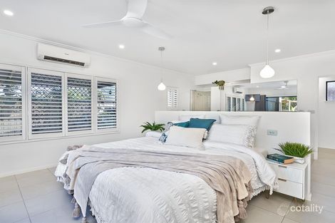 Property photo of 33 Springbrook Avenue Redlynch QLD 4870