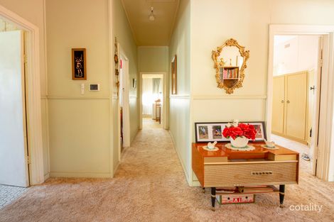 Property photo of 18 West Terrace Laura SA 5480