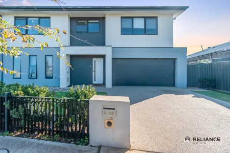 1/32 Palara Dr, Strathtulloh, VIC 3338