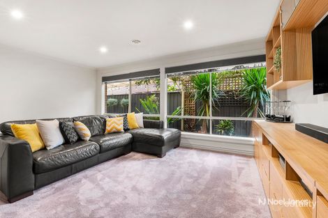 Property photo of 82 Jenola Parade Wantirna South VIC 3152