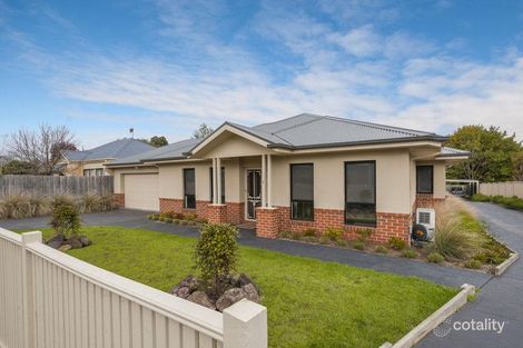 Property photo of 1/3 Morrow Road Gisborne VIC 3437