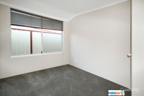 Property photo of 11 Matuka Mews Maida Vale WA 6057
