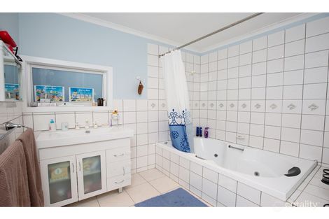 Property photo of 9 Tenth Street Eildon VIC 3713