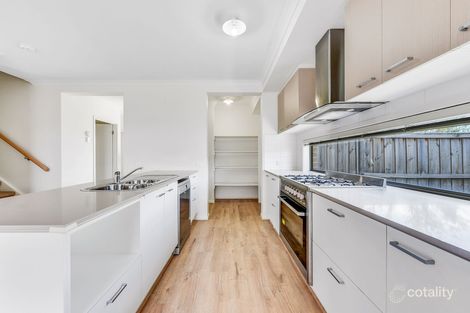 Property photo of 21 Pleasant Way Keysborough VIC 3173