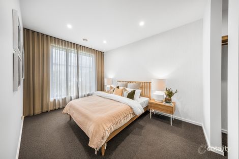 Property photo of 3 Arcola Street Clyde North VIC 3978