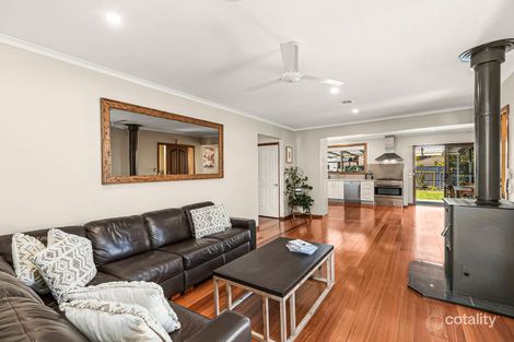 Property photo of 11 Birralee Square Keilor Downs VIC 3038