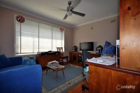 Property photo of 10 Sammat Avenue Barrack Heights NSW 2528