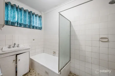 Property photo of 4 Moyle Avenue Rostrevor SA 5073