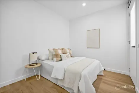 Property photo of 12 Mimicus Drive Wollert VIC 3750