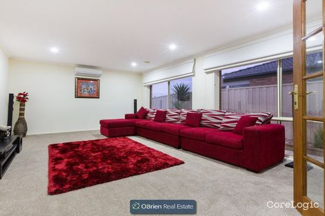 Property photo of 34 Rodlarni Crescent Berwick VIC 3806