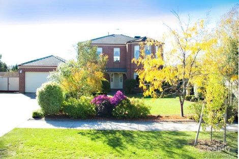 Property photo of 19 Dalray Crescent New Gisborne VIC 3438