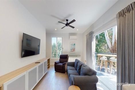 Property photo of 32 Domain Road Currumbin QLD 4223