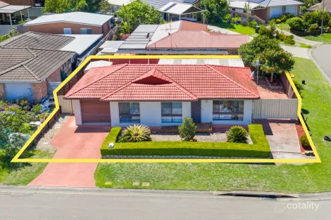 Property photo of 1 Cave Close Green Valley NSW 2168