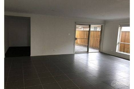 Property photo of 19 Harrop Parade Thornton NSW 2322