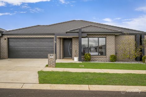 11 Bourne Bvd, Dennington, VIC 3280