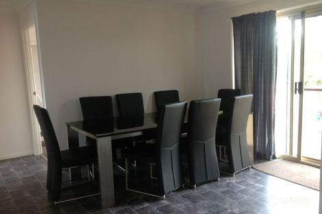 Property photo of 125 Lamberth Road Regents Park QLD 4118