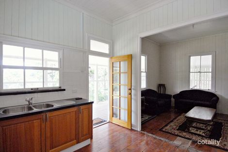 Property photo of 2 Lindsay Road Mount Glorious QLD 4520