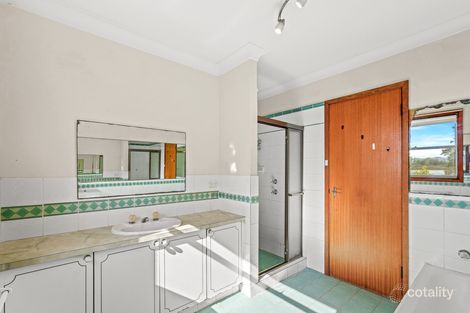 Property photo of 55 Bayline Drive Point Clare NSW 2250