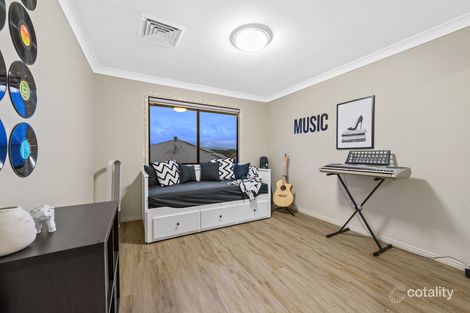 9 Plover Ct, Warner, QLD 4500