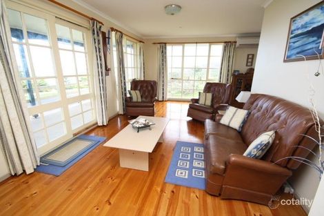 Property photo of 89 Dalmeny Drive Kianga NSW 2546