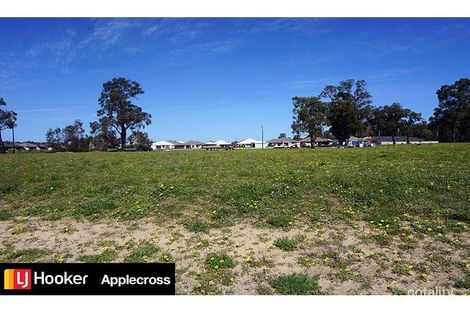 Property photo of 31 Wuraming Bend Dalyellup WA 6230
