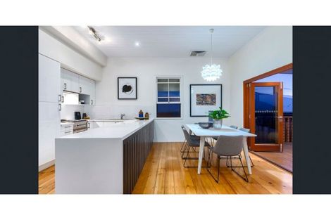 Property photo of 18 Balmain Terrace Red Hill QLD 4059