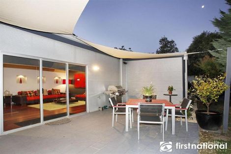 Property photo of 18 Lyrebird Gardens Berwick VIC 3806