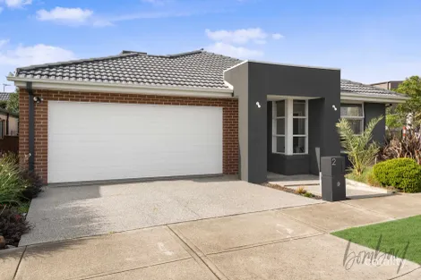 Property photo of 2 Sturt Way Mickleham VIC 3064