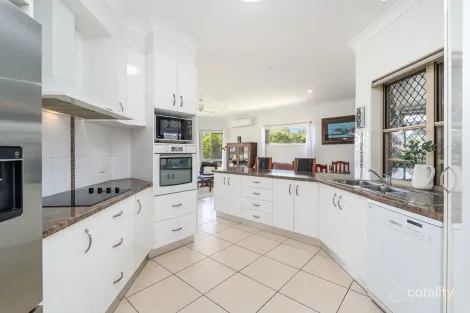 Property photo of 32 Sanderling Drive Boonooroo QLD 4650