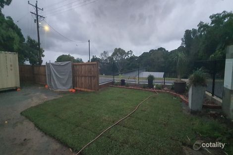 Property photo of 1/4 Eulbertie Avenue Eimeo QLD 4740