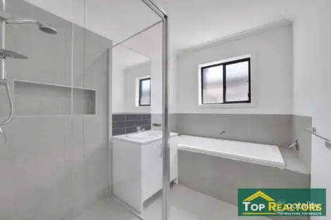 Property photo of 14 Vecot Street Tarneit VIC 3029