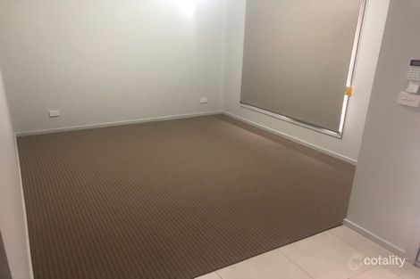 Property photo of 45 Yallaroo Chase Werribee VIC 3030